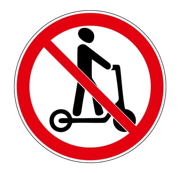 Знак 3.35 Движение на средствах индивидуальной мобильности запрещено